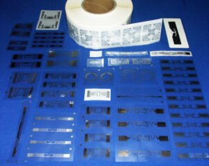 Model ID4444-M4E Dry Inlays on roll, 44x44mm coil on 47x47mm inlay with Monza 4E memory chip, UHF 902-928 MHz passive RFID