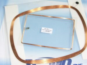 images Model 1796-2017-RW Clear Laminate Monster Tag, 20x17cm, Read Write, LF 125 KHz RFID
