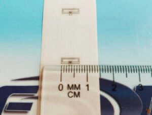 images Model IW0703-H4 Wet Inlay Tag, 7x3mm coil on 8x4mm inlay with Alien Higgs 4 memory chip, UHF 902-928 MHz passive RFID